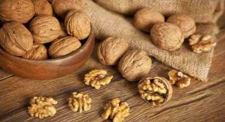 दौड़ते हैं तो जरूर खाएं ये सुपरफूड्स, बूस्ट होगी एनर्जी