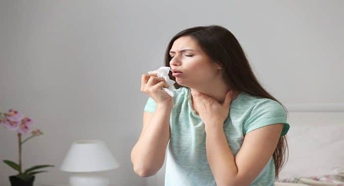 Dry cough? Get quick relief with these natural remedies | TheHealthSite.com