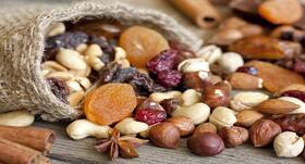6 snacking habits that may be sabotaging your weight-loss goals