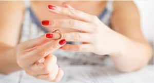 Lack of a stable relationship could be reason why young women are opting to freeze their eggs