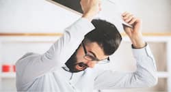 बात-बात पर करते हैं गुस्सा, तो खाएं चीनी और केला