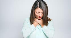 थायरॉइड डिसॉर्डर से राहत पाने के लिए ना खाएं ये 6 चीज़ें