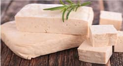 Learn how to turn the goodness of tofu in a whipped cream for sweet delights