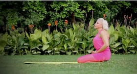 4 yoga poses to alleviate depression