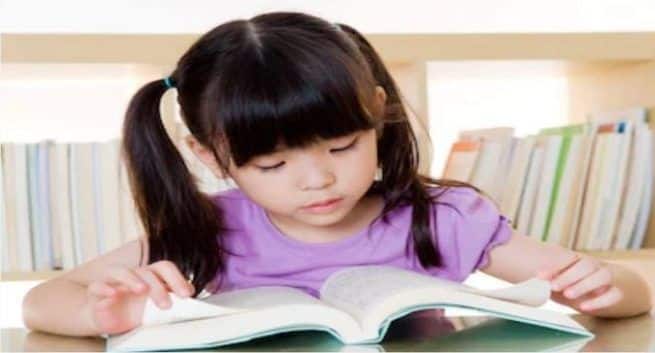 Girls read and write better than boys, finds study | TheHealthSite.com