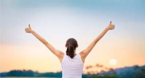 लंबी उम्र जीने की चाहत है, तो लाइफस्टाइल में शामिल करें ये आदतें लंबी उम्र जीने की चाहत है, तो लाइफस्टाइल में शामिल करें ये आदतें