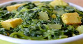 Try this lip-smacking chickpeas, tofu and spinach curry recipe
