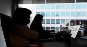 Take frequent breaks during work hours to stay healthy, suggests study