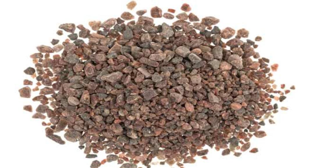 Beauty benefits of black salt