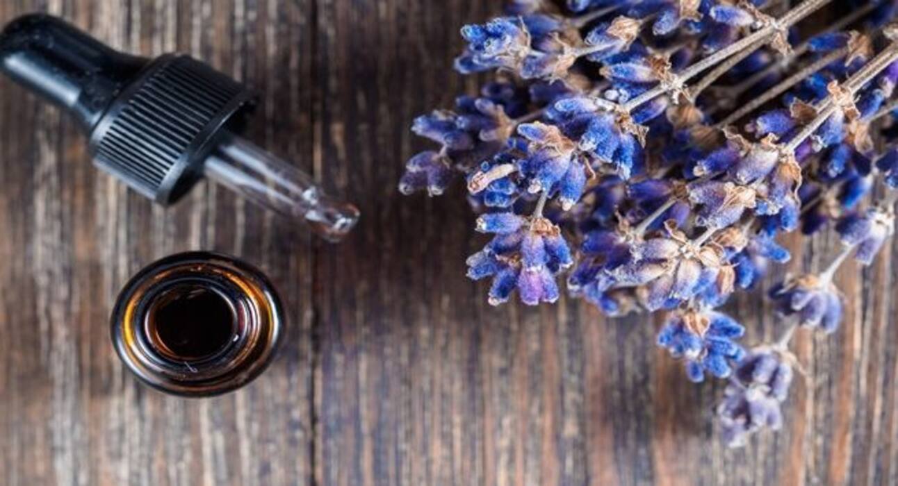5 lesser-known skin benefits of lavender oil