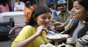 पांच स्ट्रीट फूड आपको कर सकते है बहुत बीमार, जानें कैसे करें बचाव