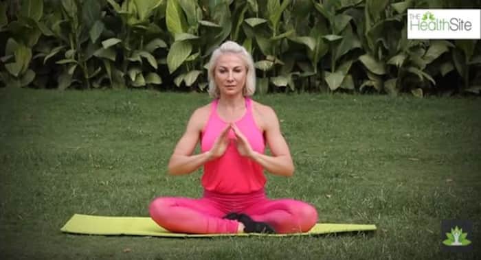 4 yoga poses to toughen up your shoulders