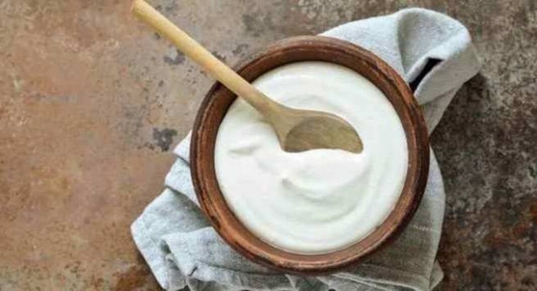 5 best home remedies to treat dandruff