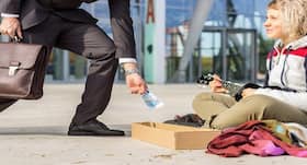 Being generous may mean less stress