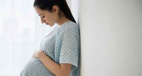 Link between postpartum depression and mother's pain