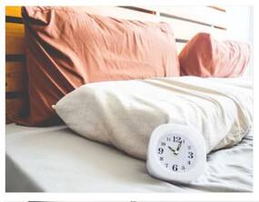 बार-बार खुल जाती है नींद ? तो फॉलो करें ये 4 टिप्स