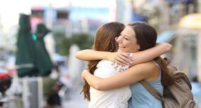 4 reasons why you should hug more