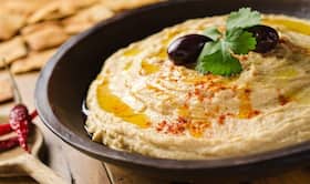 How to make healthy hummus at home