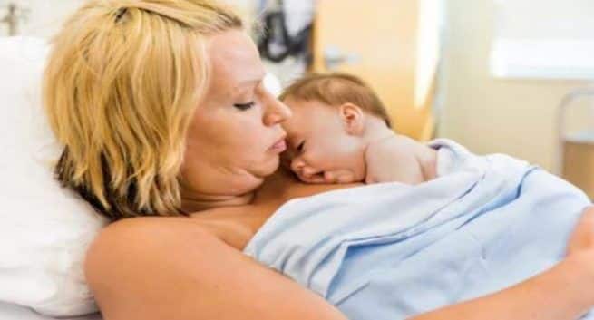 kangaroo-mother-care-for-premature-baby