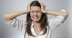 बार-बार होती है माइग्रेन की समस्या? तो खाएं ये 4 चीज़ें