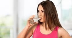 सुबह एक गिलास पानी बचाएगा दिन भर की बीमारियों से