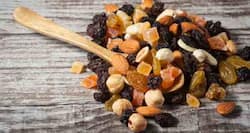 डायबिटीज़ कंट्रोल करने के लिए ऐसे खाएं ड्राईफ्रूट्स !