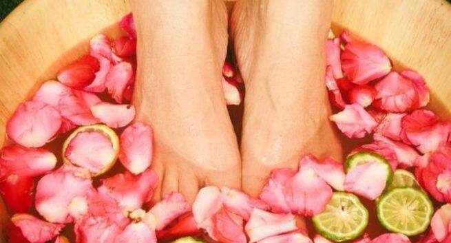 pedicure-in-hindi