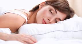 सोते समय करते हैं अगर ये 4 गलतियां तो हो सकते हैं गंभीर परिणाम