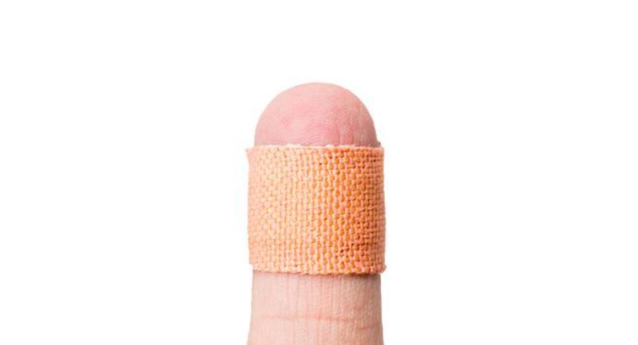 4 ways to get your kids to break their thumb-sucking habit (as recommended by a dentist)