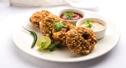 नवरात्रि  में सफर में नहीं होगी मुश्किल, ट्रेन में मिलेगा 'व्रत का खाना'