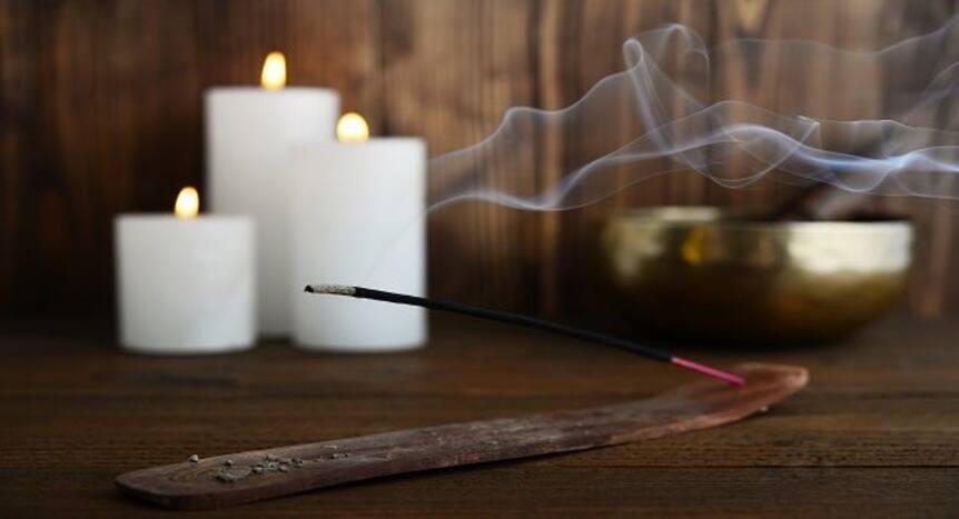 Agarbatti Fragrance: Top 5 Health Benefits Of Lighting Incense Sticks ...