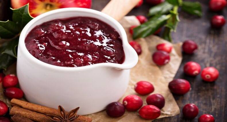 6 Healthy Christmas Food Swaps That Will Save Hundreds of Calories
