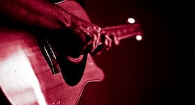 5 reasons why you should date a guitarist