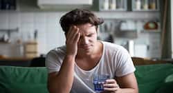 Foods that you should avoid to check your migraine attacks