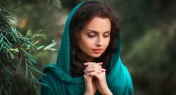 ठंड की शुरुआत में क्या आपको भी लगने लगती है उदासी ?