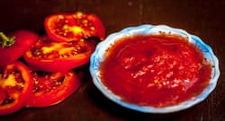 4 amazing tomato face packs to protect your skin this winter