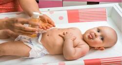 ठंड में बच्चों की मालिश करने के लिए चुनें सिर्फ ये तेल, होंगे लाभ