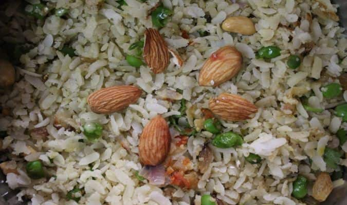 Healthy breakfast recipe: Cranberry poha