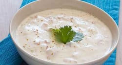 लो कैलोरी और हेल्दी रेसिपी है लौकी का रायता, आज ही करें ट्राई