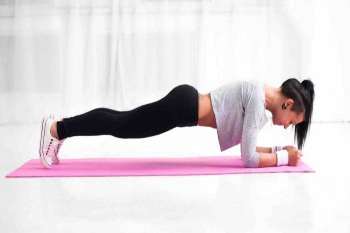 5 effective no-equipment workouts you can do at home ...