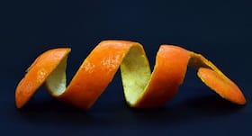 5 reasons to keep the orange peel