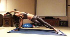 Sushmita Sen's recent workout videos will give you major fitness goals Sushmita Sen's recent workout videos will give you major fitness goals
