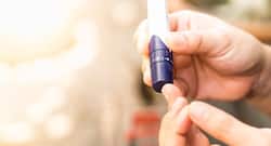 घर पर करते हैं ब्लड शुगर चेक, तो इन बातों का ज़रूर रखें ख्याल