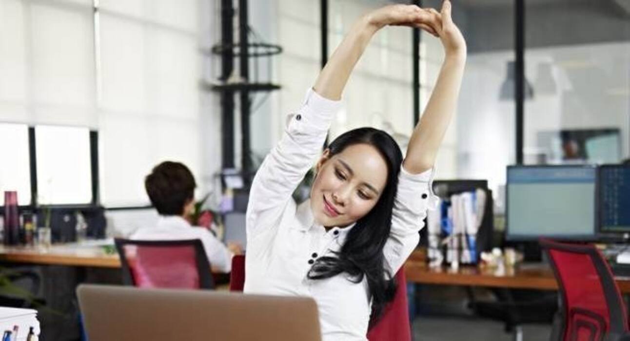 Try these simple hacks to look more confident