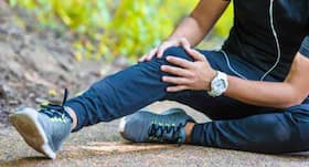An Ayurveda expert tells you how to prevent joint pain in winter