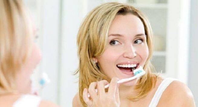Toothbrush exfoliation