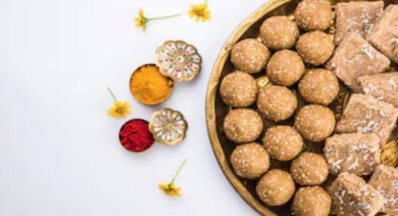 साधारण से दिखने वाले तिल, गुड़ और खिचड़ी के हैं असाधारण लाभ