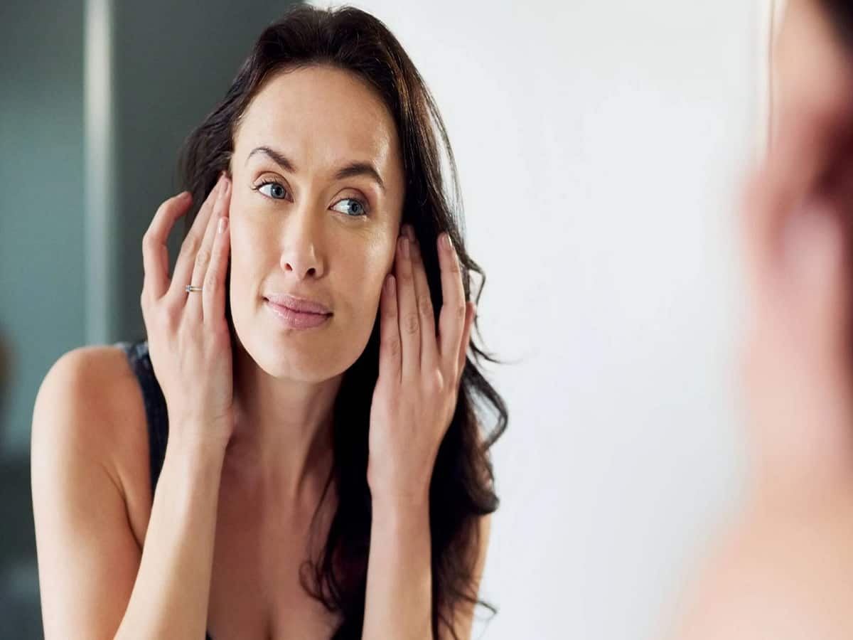 Puffy face in the morning: Causes, treatments, and prevention