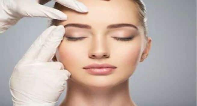 selfie provokes for cosmetic surgery 1