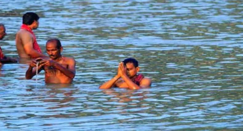 साधारण से दिखने वाले तिल, गुड़ और खिचड़ी के हैं असाधारण लाभ